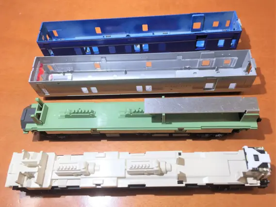 TOMIX カヤ27 を弄る。カシオペア用 予備電源車 | NGaugeJP - 横濱模型