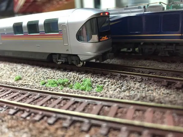 KATO Nゲージスターターセット E5系新幹線 「はやぶさ」 品番：10-002