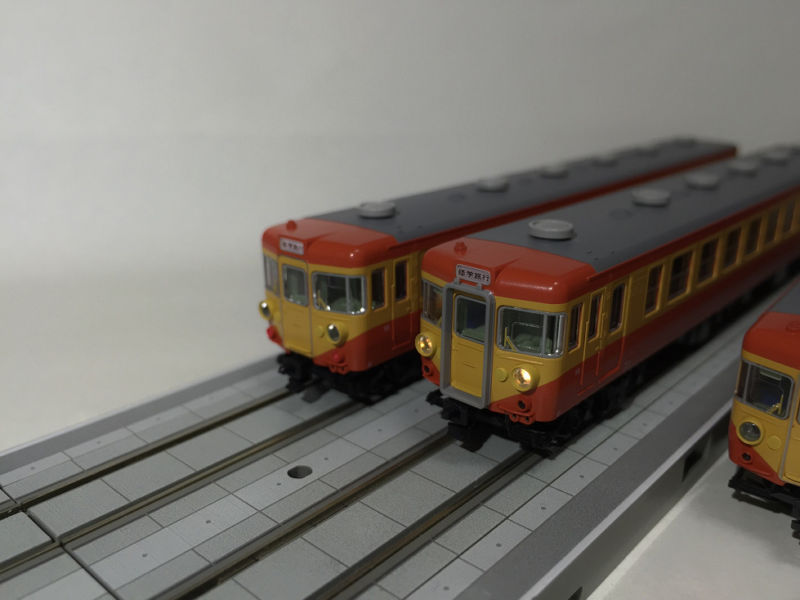 155系「ひので・きぼう」が入線しました。KATO 10-1299 / 10-1300