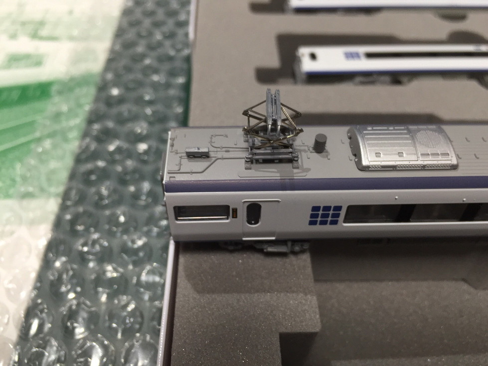 281系「はるか」Ver.2006が入線です。KATO 10-385 ｜ 製品情報｜製品