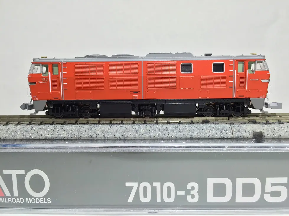 KATO DD54 初期形 お召機 入線です ｜ 製品情報｜製品検索｜鉄道模型