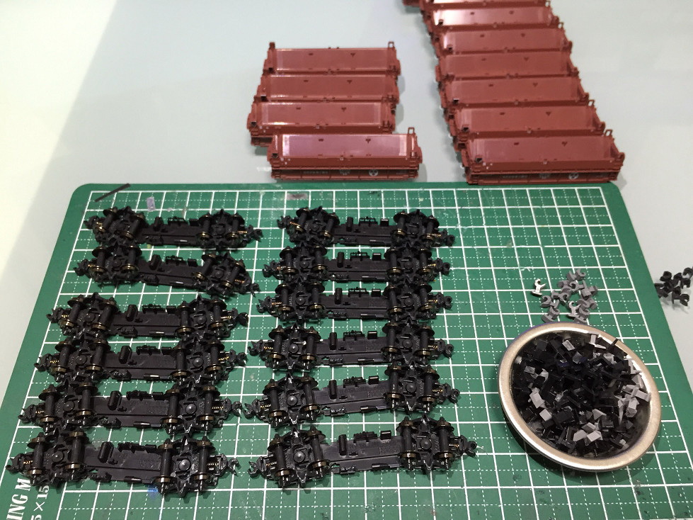 丸栄限定のホキ2000 矢橋工業8両セットとホキ9500 矢橋工業を弄る