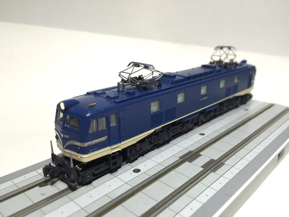 KATO EF58 特急色をちょっこり弄る | NGaugeJP - 横濱模型 | 鉄道模型