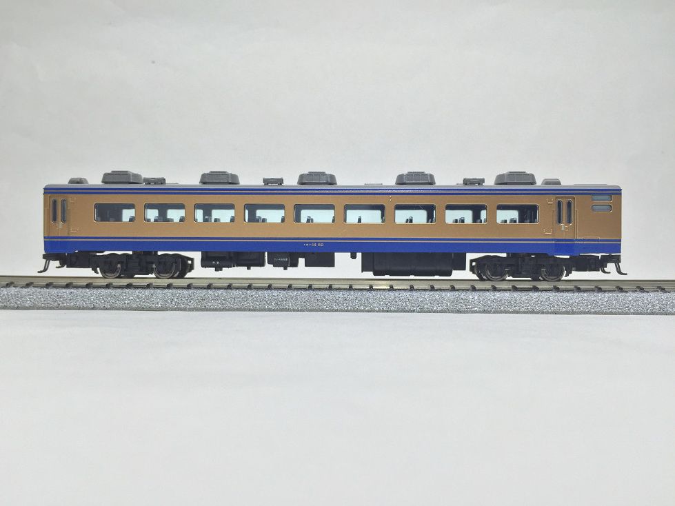 14系800番台「浪漫・登場時」入線です。 蕨方面 MICROACE A1691