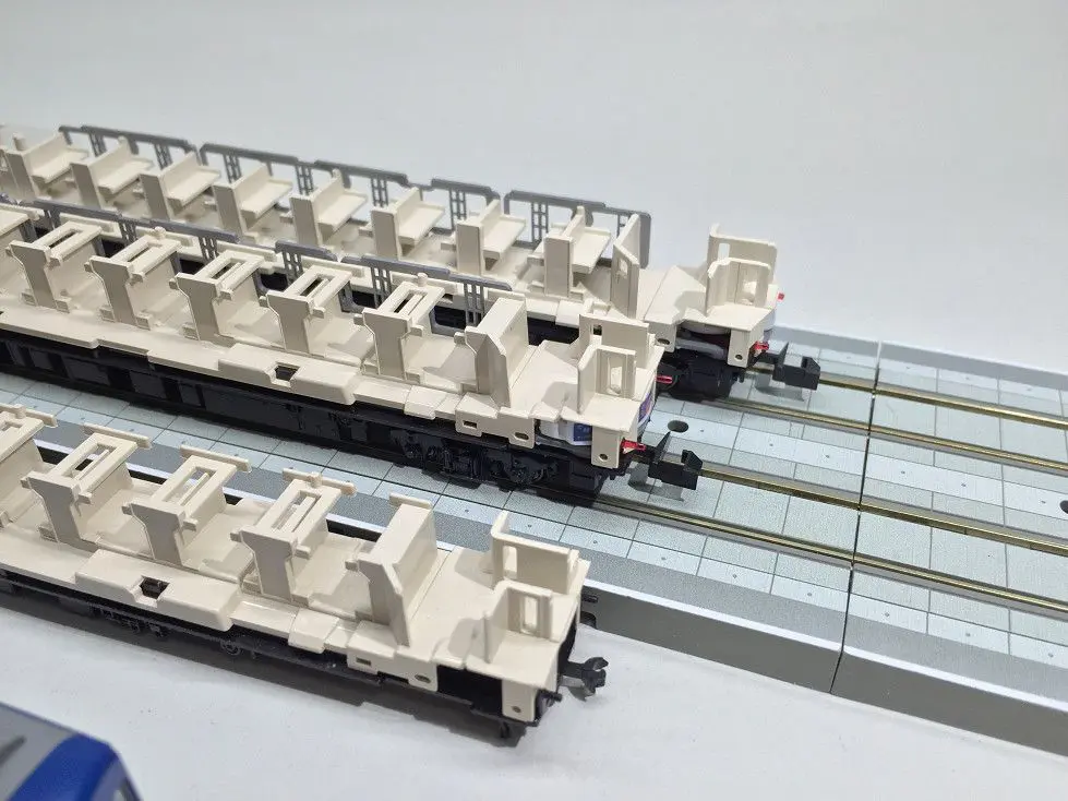 KATO 14系15形 「あかつき」 ブルートレイン 入線です。10-1360/10