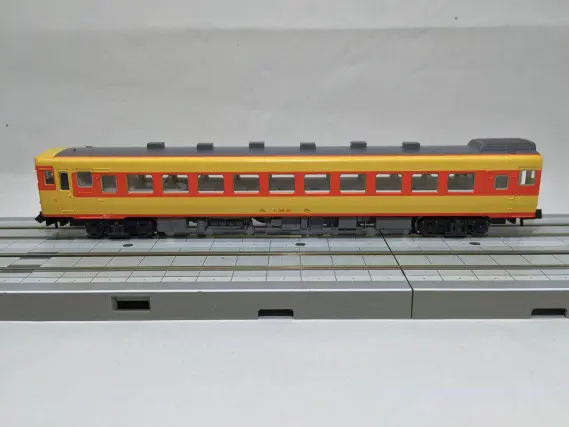 キハ58系 修学旅行色 入線です。 KATO 10-464 | NGaugeJP - 横濱模型