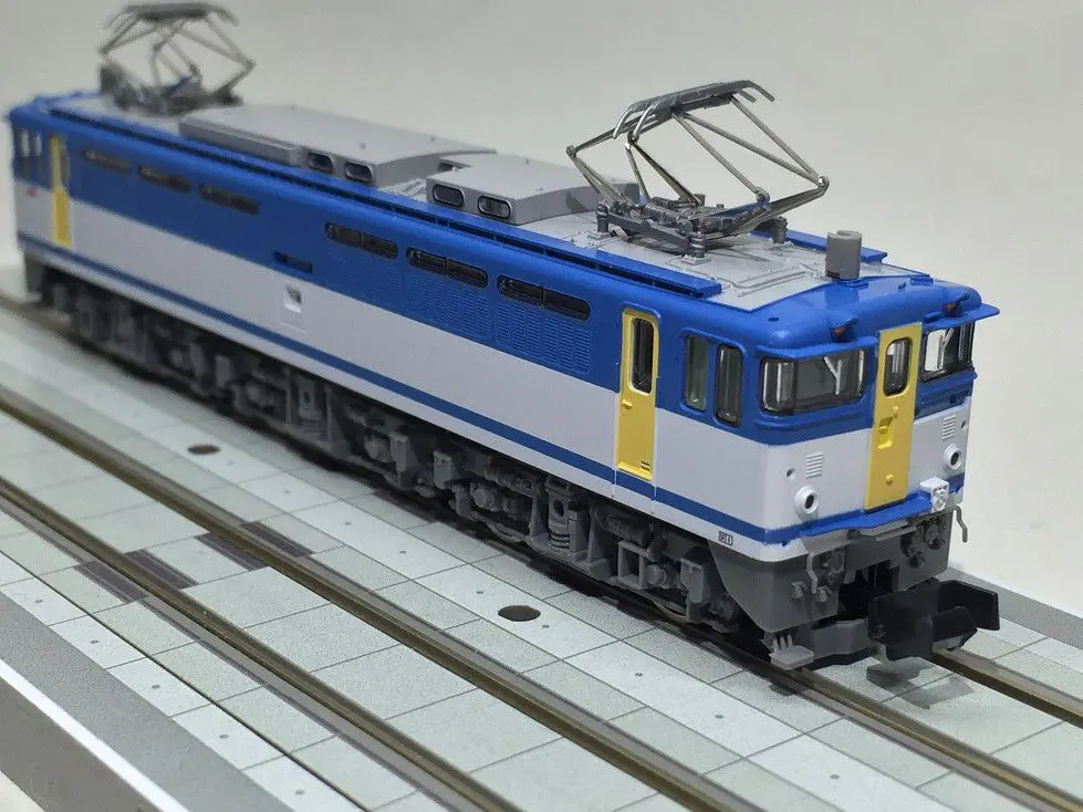 EF65 1065号機,1033号機 JR貨物仕様が入線です。TOMIX 98937