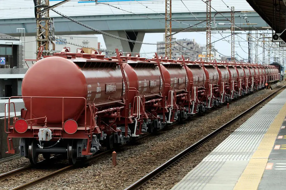 更新] KATO京都駅店特製品 225系5100番台 HF431編成(関空・紀州