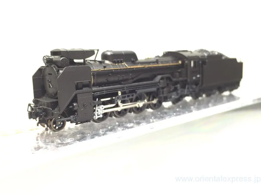 D51 標準形（長野式集煙装置付） 入線です。KATO 2016-6 ｜ 製品情報
