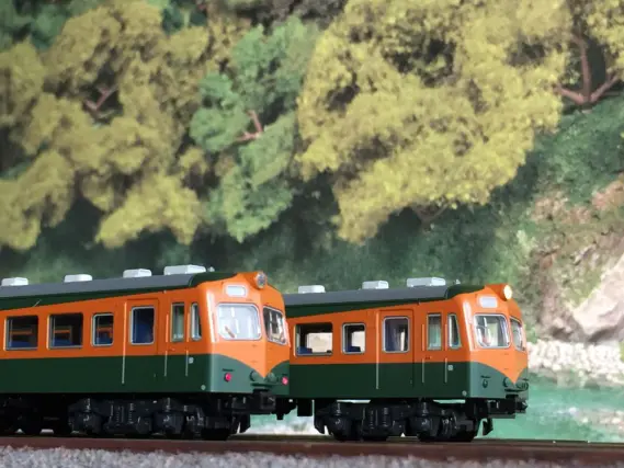 10-1384-5_80kei-46-1-569x427.