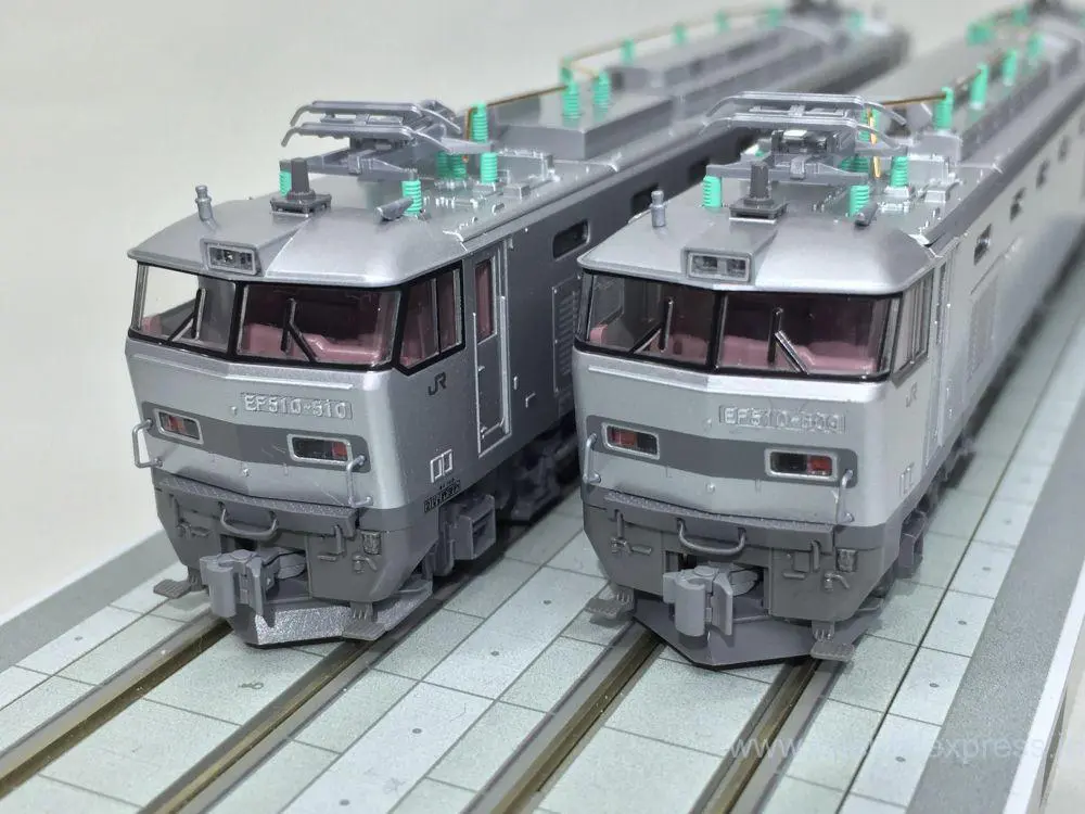 EF510-500 銀釜 入線です。KATO 3065-5 鉄は熱いうちに報告 ｜ 製品