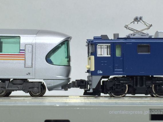 EF64 1030号機が入線です。その1 TOMIX 9148 | NGaugeJP - 横濱模型