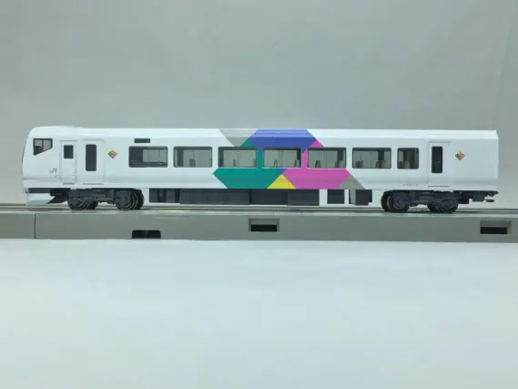 新 E257系「あずさ・かいじ」入線です。KATO 10-1274/10-1275