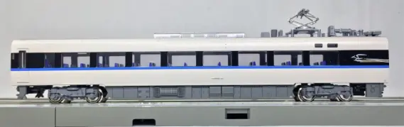 683系「サンダーバード」リニューアル車 入線(^^♪ KATO 10-1391/10