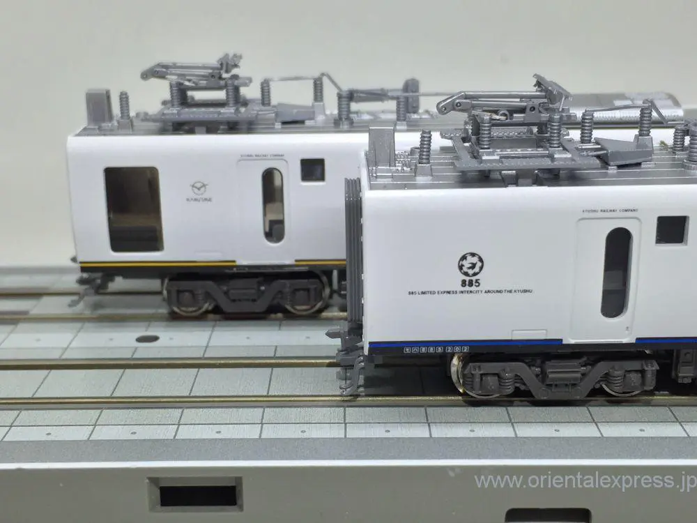 885系（2次車）＜アラウンド・ザ・九州＞入線！鉄は熱いうちに報告