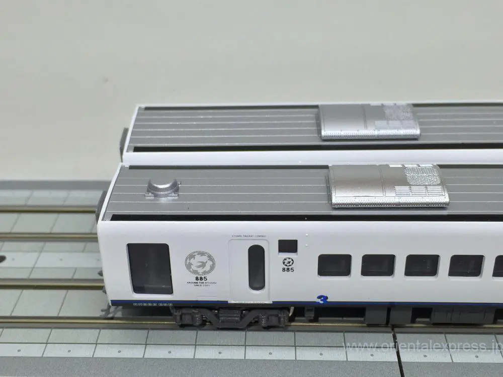 885系（2次車）＜アラウンド・ザ・九州＞入線！鉄は熱いうちに報告