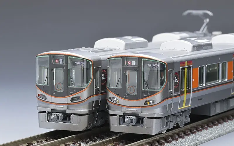 発売速報】KATO 12月20日発売 E001形〈TRAIN SUITE 四季島〉10両