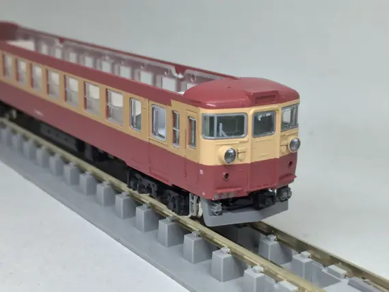 KATO 115系300番台 湘南色 入線です。10-1409/10-1410 ｜ 製品情報