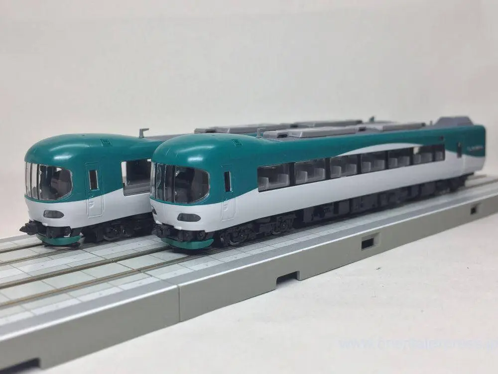 京都丹後鉄道 KTR8000形「タンゴディスカバリー」入線です。TOMIX