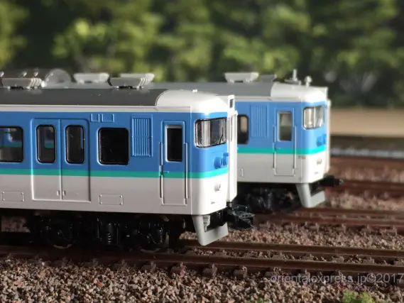115系1000番台 長野色セット 入線です。 TOMIX 92709 ｜ 製品情報