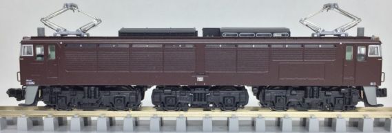 EF63が入線しました。 KATO 10-1430 EF63 2次形・3次形JR仕様（茶