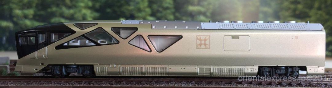 74146-2 E001-10