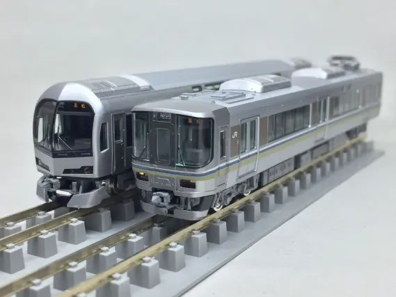 TOMIX 223系5000番台 + 5000系 マリンライナーBセット が入線しました