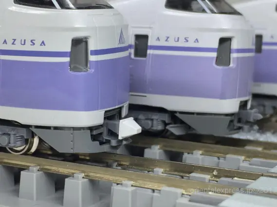 KATO E351系「スーパーあずさ」入線です！ 10-1342 / 10-1343 ｜ 製品