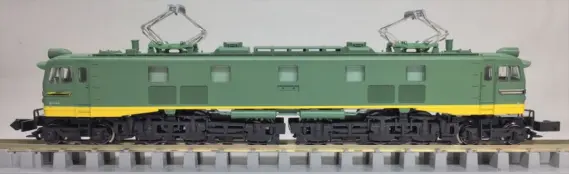 KATO EF58 初期形大窓ヒサシ付 青大将 の入線です。3048 ｜ 製品情報