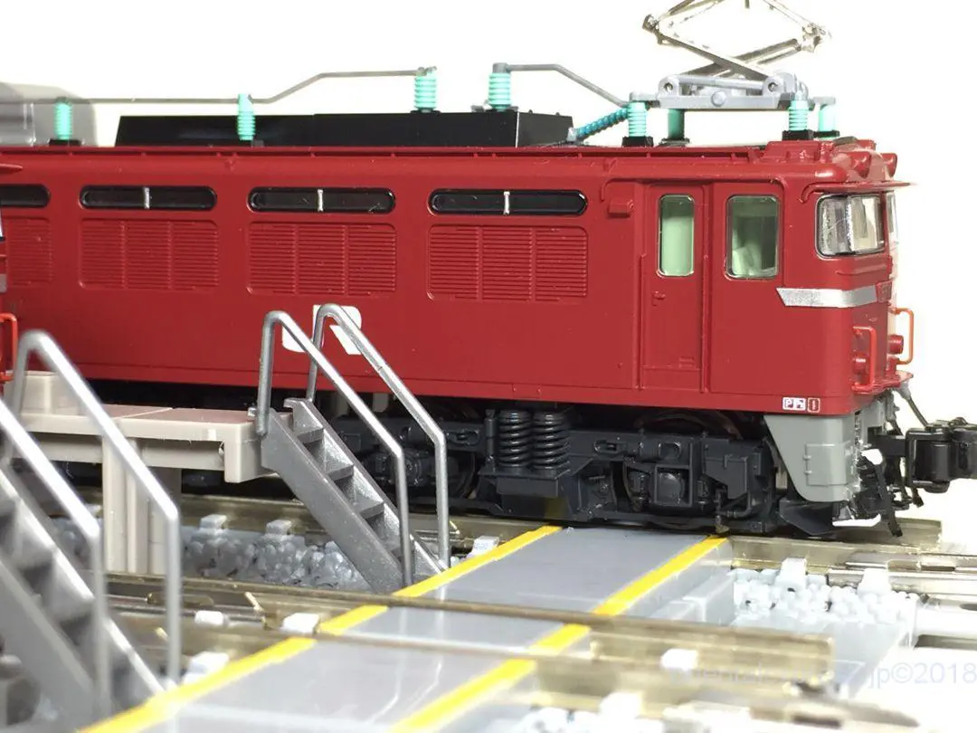 KATO 781系 北の特急電車 入線です。 品番10-1327 | NGaugeJP
