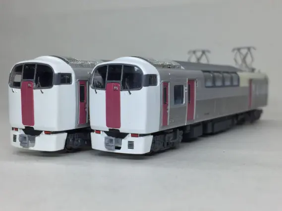 湘*行様 マイクロエース 215系1次車 湘南ライナー10両セット A-0020 215系 1次形「湘南ライナー」が入線いたしました。 マイクロエース