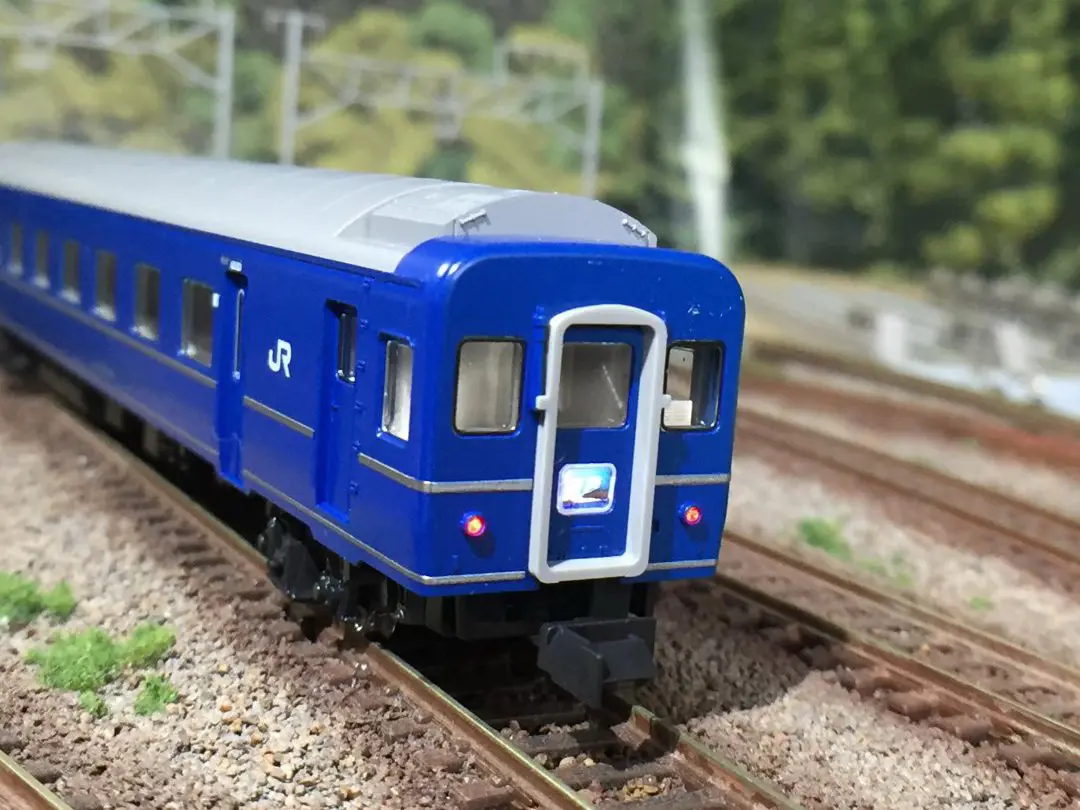 キハ58系 急行形気動車（新潟色）入線です。KATO 10-357