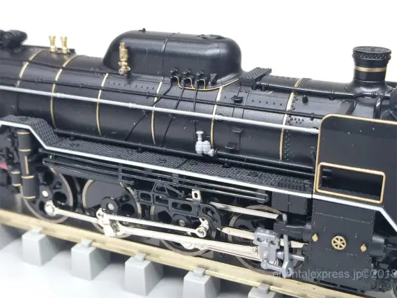 D51 200＋35系4000番台 SLやまぐち号が入線しました。KATO 10-1499 6両