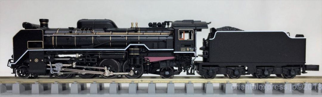 2016-8_d51-200-4.jpg