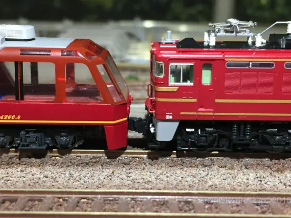 ED75 700番台 オリエントサルーン色を弄る。その2 TOMIX 9150