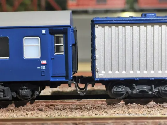 10系 寝台急行「能登」基本＋増結 入線！KATO 10-816 10-817