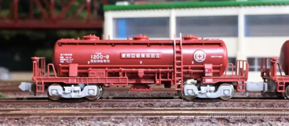 東邦亜鉛のタキ1200が入線しました。ポポンデッタ 7501 12両セット