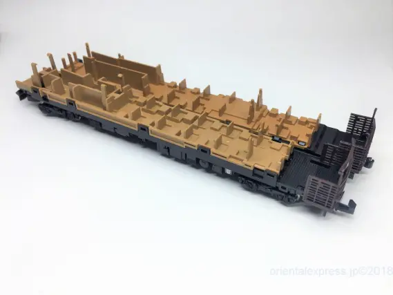 35系4000番台 SLやまぐち号セットが入線しました。その2 比較 TOMIX