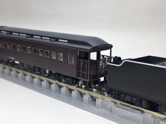 35系4000番台 SLやまぐち号セットが入線しました。その2 比較 TOMIX