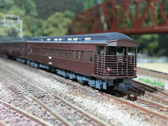 35系4000番台 SLやまぐち号が入線しました。KATO 10-1500 5両セット