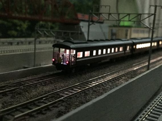 kato 10-1500 35系4000番台 室内灯取付