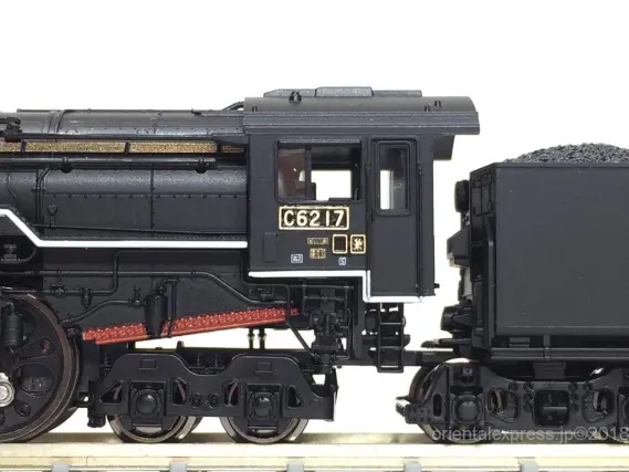 C62 17 糸崎機関区が入線しました。が・・・(;^_^A KATO京都駅店 特