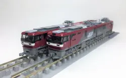 EF64 1010号機 JR貨物試験塗装が入線です。KATO 3023-2