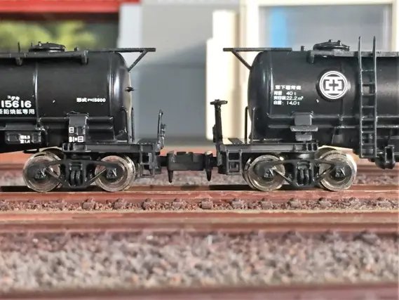 今更ですが安中貨物 タキ15600 12両セット東邦亜鉛が入線しました