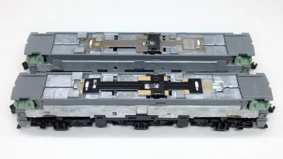 EF80 一次形（ヒサシなし）が入線しました。KATO 3064-1 | NGaugeJP