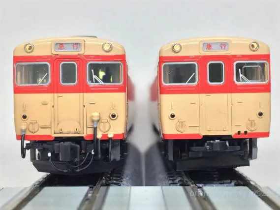 キハ58系(非冷房車) 急行「いいで」が入線しました。KATO 10-1531