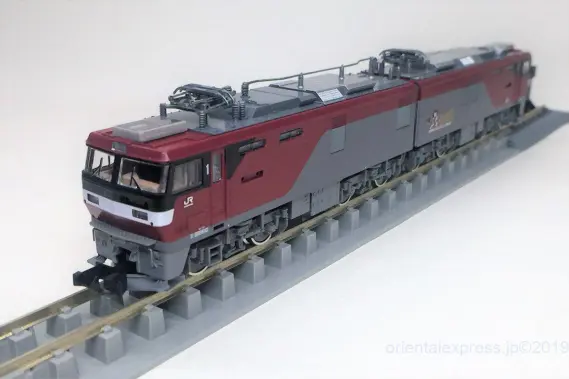 EH500 2次形 新塗装が入線です！ TOMIX 7106 ｜ 製品情報｜製品検索