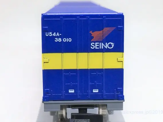 西濃運輸コンテナ付き コキ107が入線しました。TOMIX 97902 限定品 4両