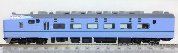 限定品 583系「きたぐに」JR西日本旧塗装が入線です。TOMIX 97911
