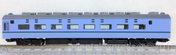 限定品 583系「きたぐに」JR西日本旧塗装が入線です。TOMIX 97911